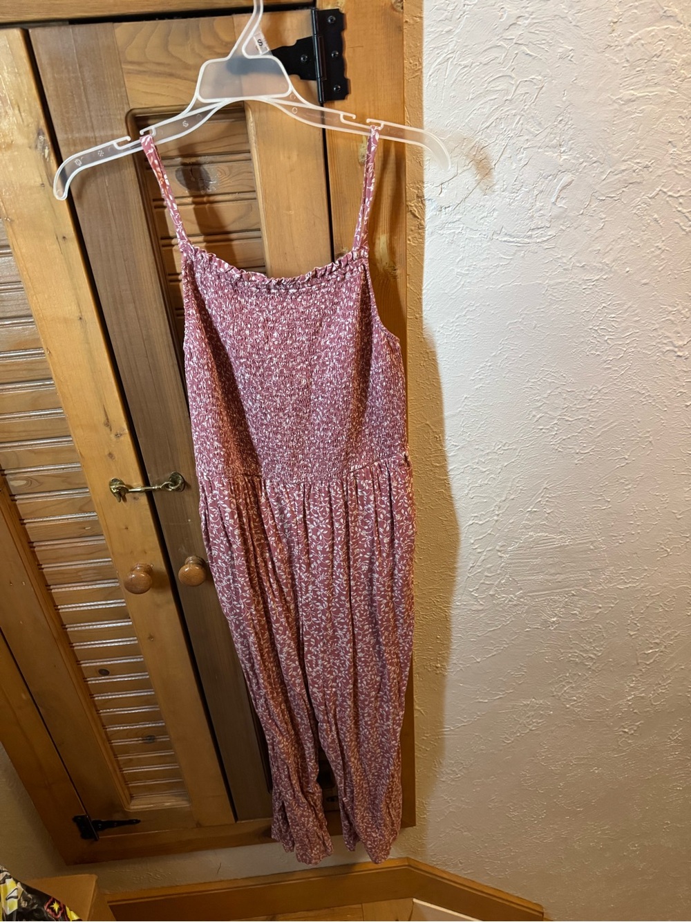 Women’s Old Navy Pink Floral Smocked Jumpsuit